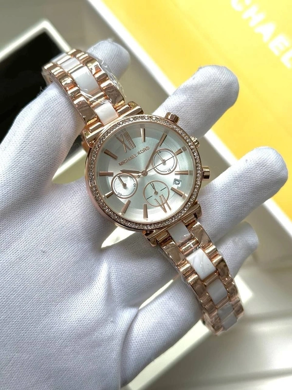 Michael Kors Sofie - White Pearl For Women 🤍🤍 - Adjustable, White Pear
