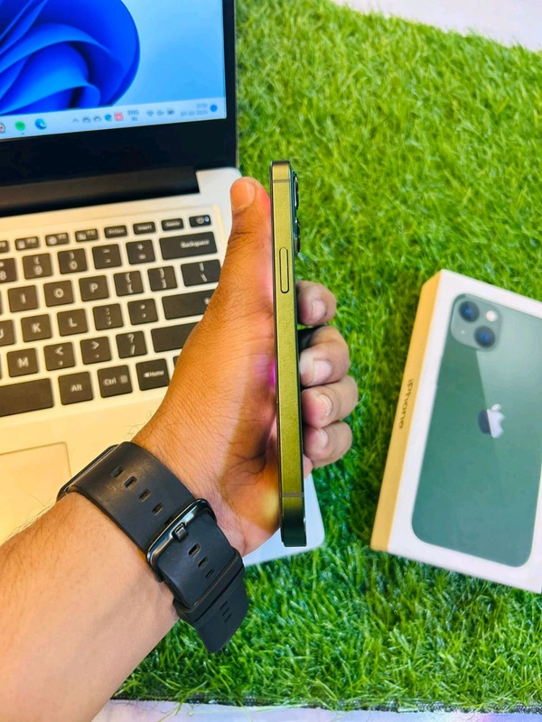 Apple I PHONE 13 128GB (94% BT) - 7 Month, Green Leaf, Super Mint