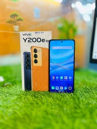 VIVO Y200E 5G - 9 Months, Super Mint, 8/128