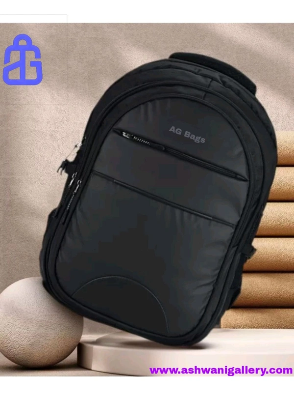  Stylish and durable backpack forschool/college and travel 40 L