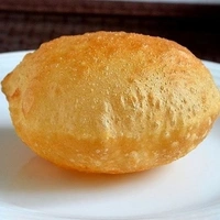 PURI ( పూరి ) 2 pieces,   hotel ragavamma