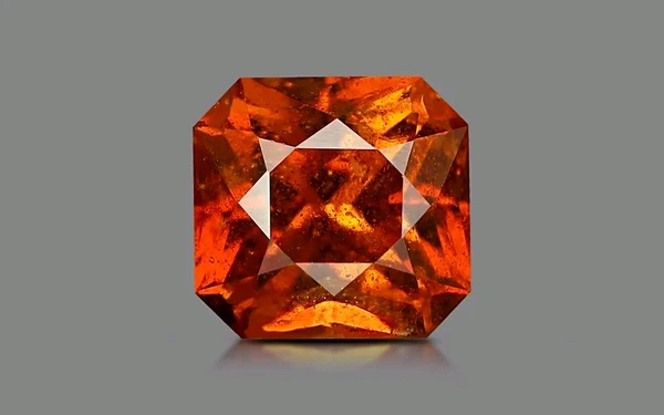 Hessonite Gomed 1.77 - Bright Red, 1.77