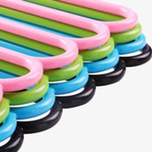5 layer hanger