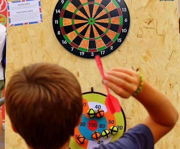 Magnetic Dart Board 