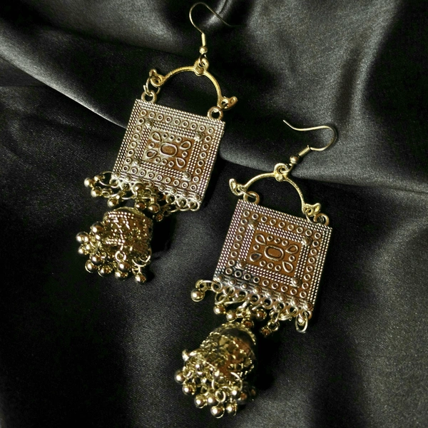 Beaded Delight : Boxed Elegance Jhumka Earrings
