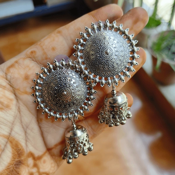 Chakra Fusion: Silver Jhumka Earrings with Beads