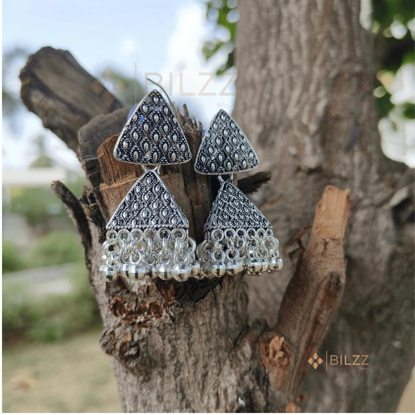 Vintage Silver Jhumka Earings: Artisan Crafted Charms