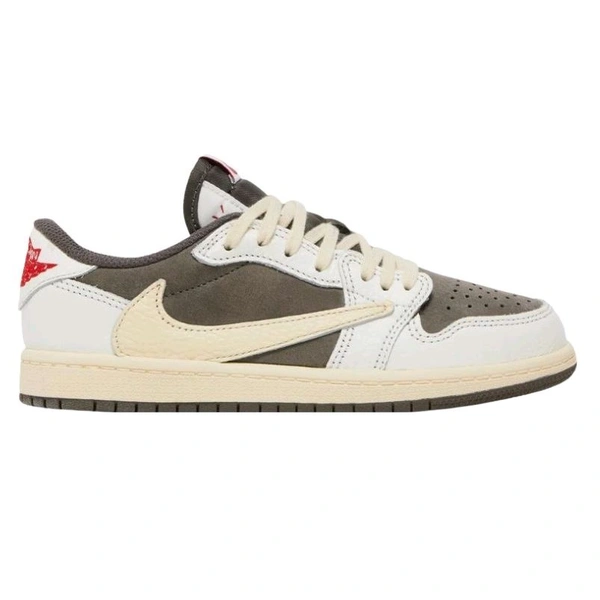 Travis Scott Reverse Mocha - UK6 / EU40