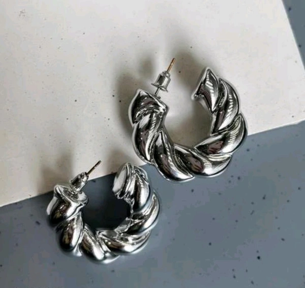 SILVER CHUNKY HOOPS