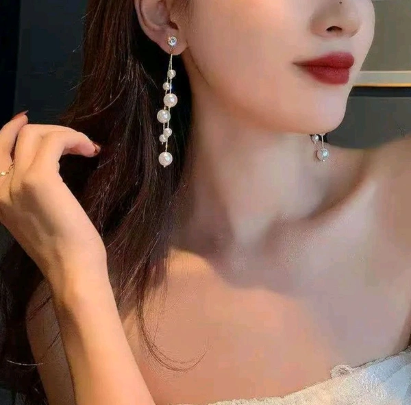 LONG PEARL DANGLERS