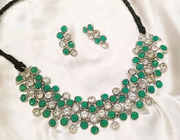 JODHA CHOKER WITH EARRINGS  - Green