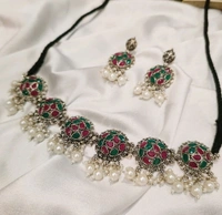 SHRINGHAR CHOKER WITH EARRINGS 