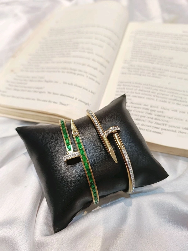 PREMIUM STONE BRACELET - STAINLESS STEEL (ANTI-TARNISH) - Green