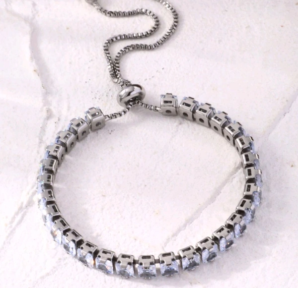ROUND STONE STUDDED BRACELET- STAINLESS STEEL (ANTI-TARNISH)