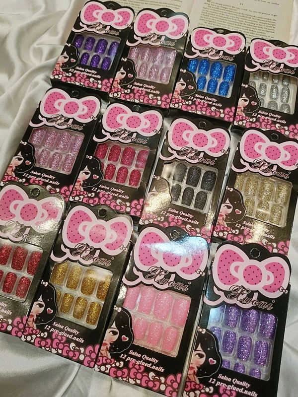 GLITTER NAILS WITH GLUE STICKERS  - Red