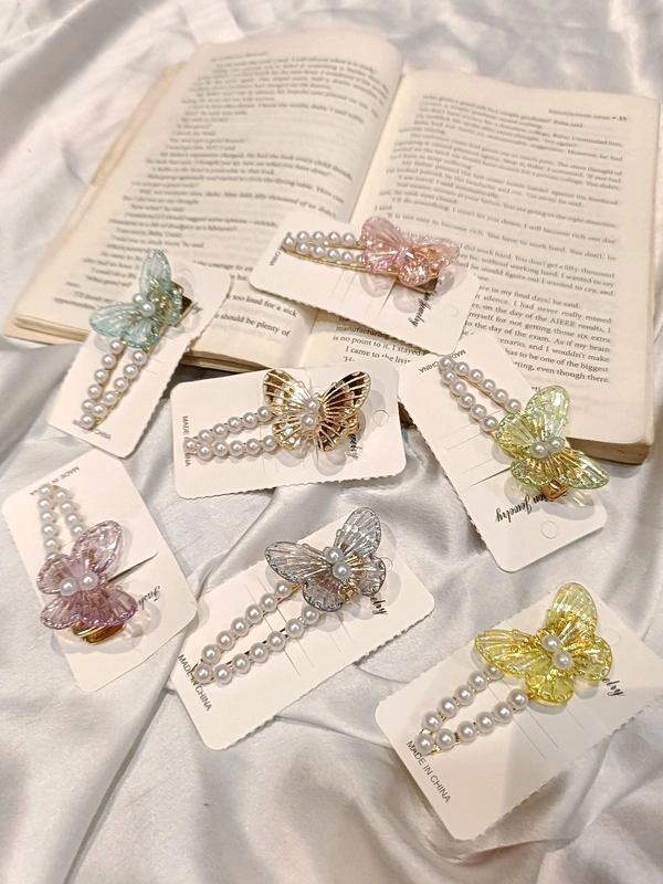 BUTTERFLY PEARL CLIP  - Green