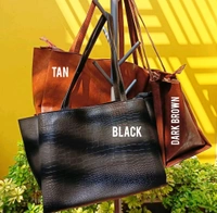 CROC TEXTURED TOTE BAG - Black