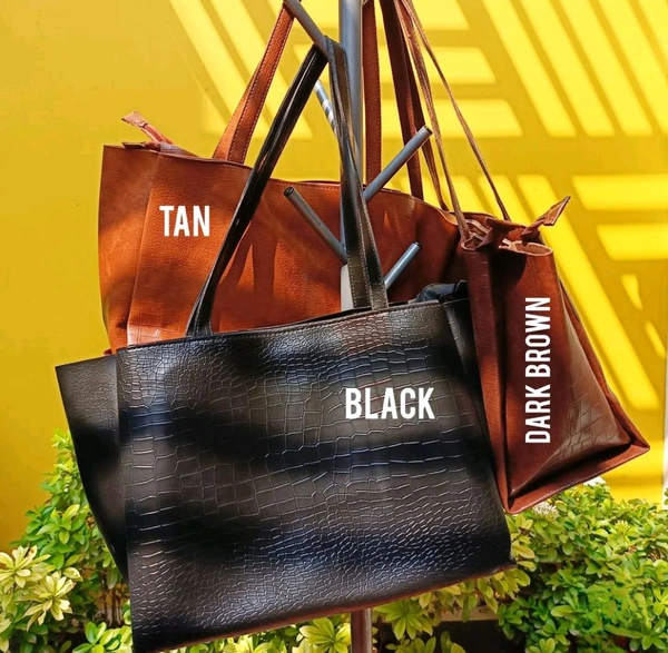 CROC TEXTURED TOTE BAG - Black