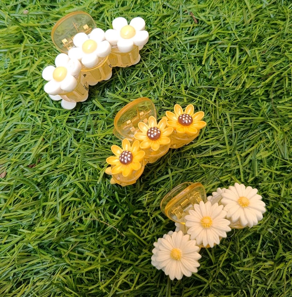 FLOWER CHARM CLAWS  - Lily