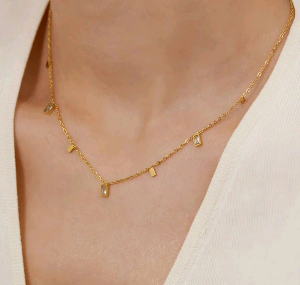 GEOMETRIC CRYSTAL MINIMALIST NECKPIECE ( ANTI-TARNISH STAINLESS STEEL) 