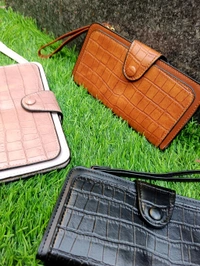 CROC TEXTURED WALLETS WITH PARTITIONS  - Nude Pink