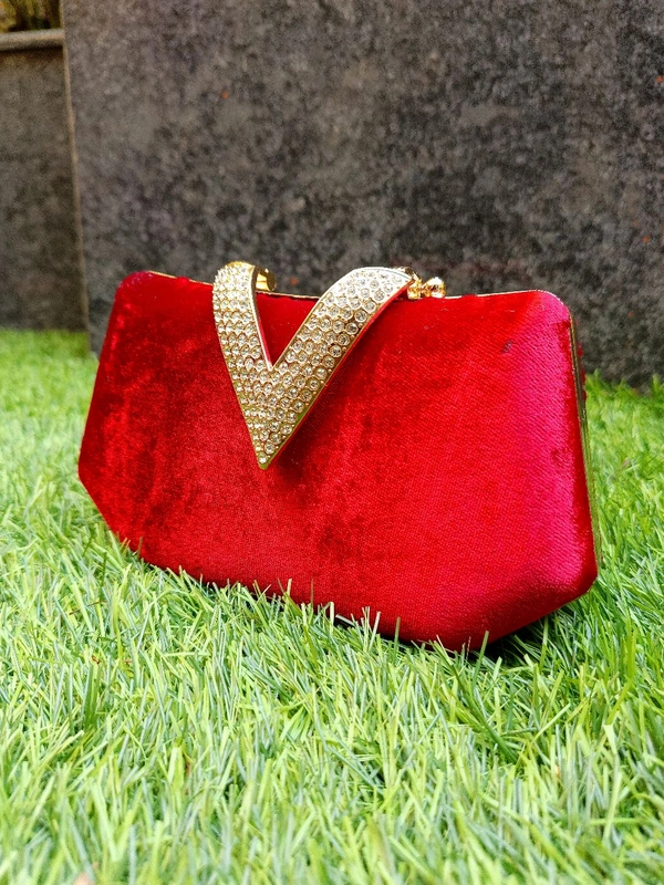 PREMIUM RED VELVET CLUTCH 
