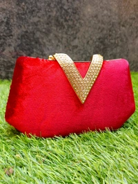 PREMIUM RED VELVET CLUTCH 