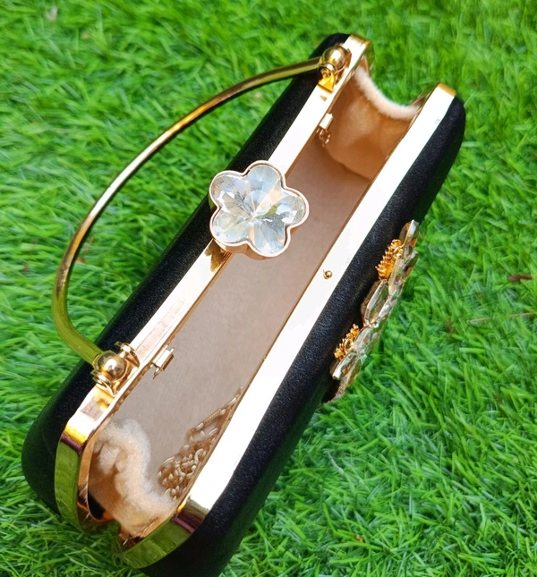 PREMIUM BLACK STONE WORK CLUTCH 