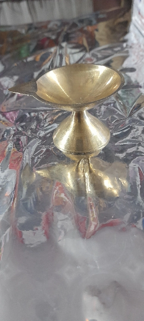 Diya Stand Pital - Small