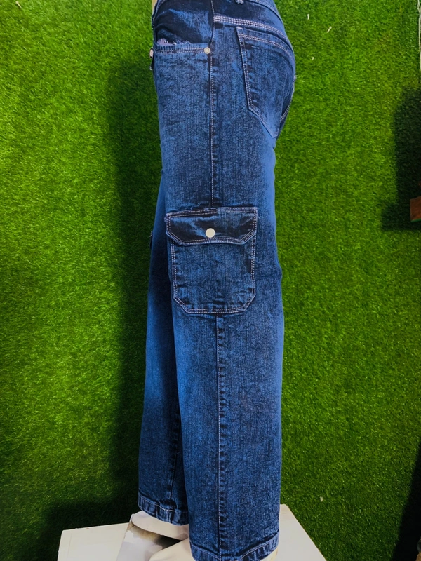 Straight fit jeans men,s  - 32