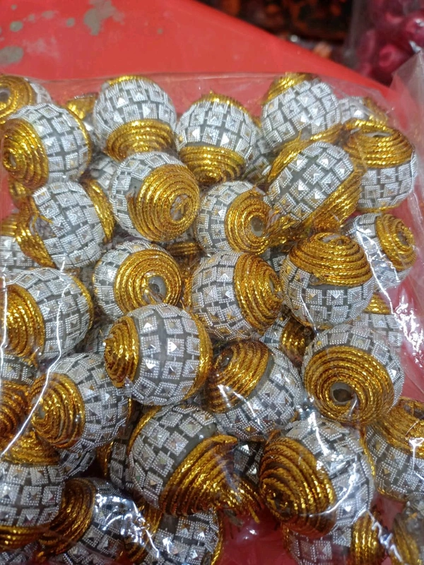 Diamond Ball Designed (Pack Of 25) - Small, Silver