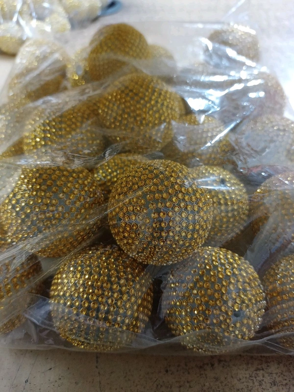 Golden Dotted Balls (Pack Of 25) - Big
