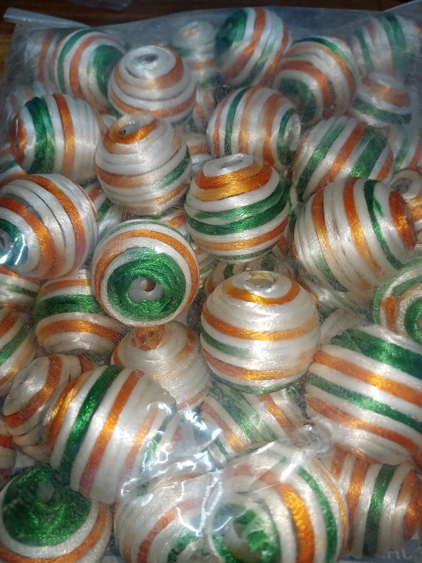 Tricolour Ball - White, Small