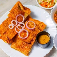 Pinki Fast Food Mughlai Paratha - Chicken