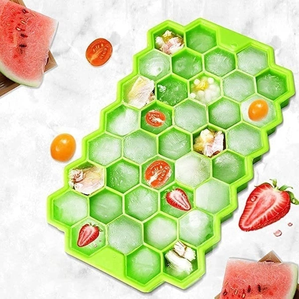 Flexible Silicone Ice Cube Tray – 37 Small Cubes - BX7161