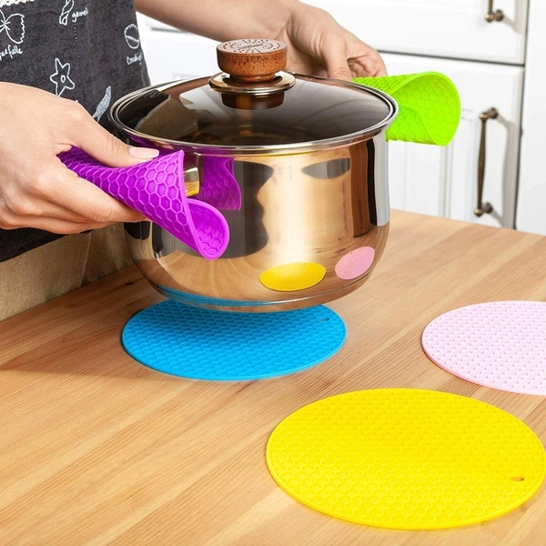 Silicone Trivet for Hot Dishes & Pots – Heat-Resistant Hot Pads (Pack of 2) BX4913