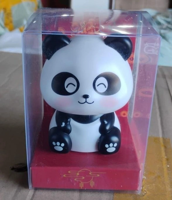 Solar-Powered Moving Head Panda – Adorable Car & Home Decor BX18338