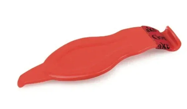 DETROMOTIVE - Red Corner Squeegee With Thin Felt