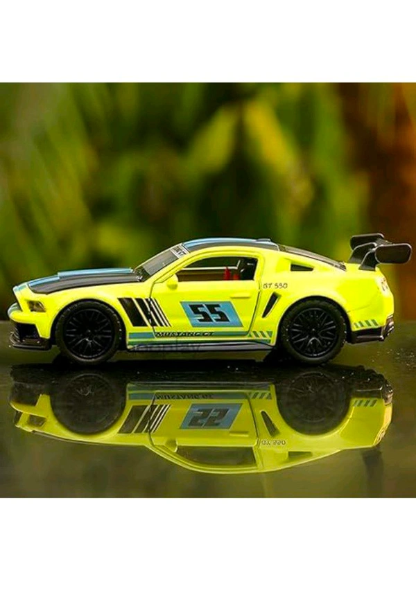 Pull Back Ford Mustang DIE CAST Metal 