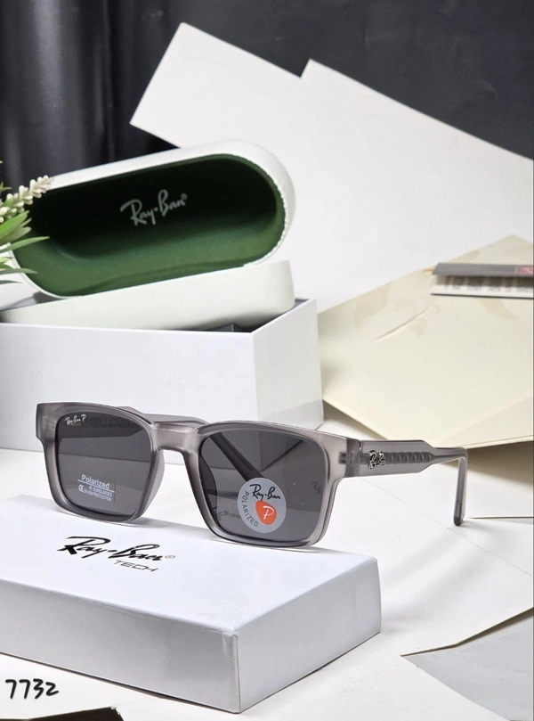 Ray-Ban