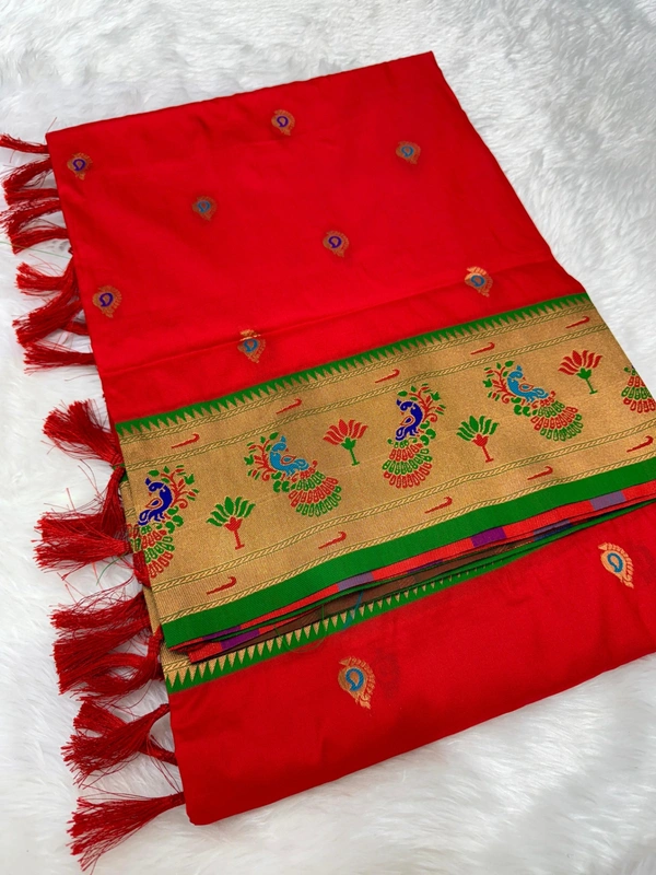 Meenakari mor paithani