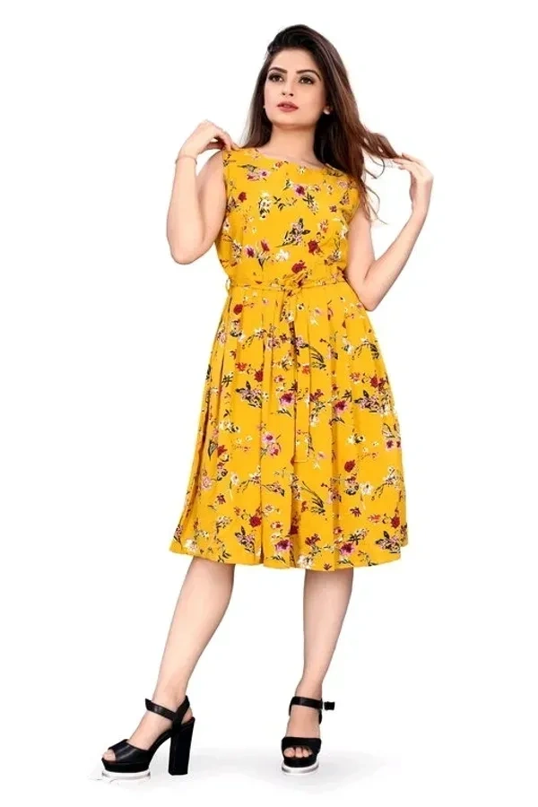 Women's Printed White Crepe Dress 7 - L