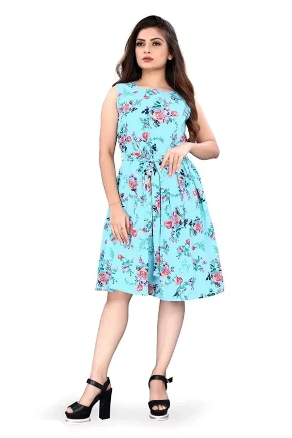 Women's Printed White Crepe Dress 8 - XS