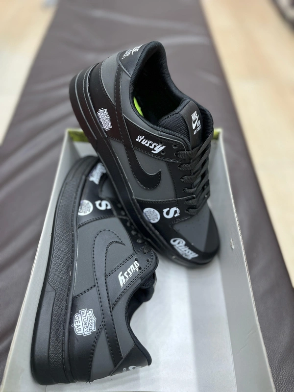 Nike Shoe - Blue, 6