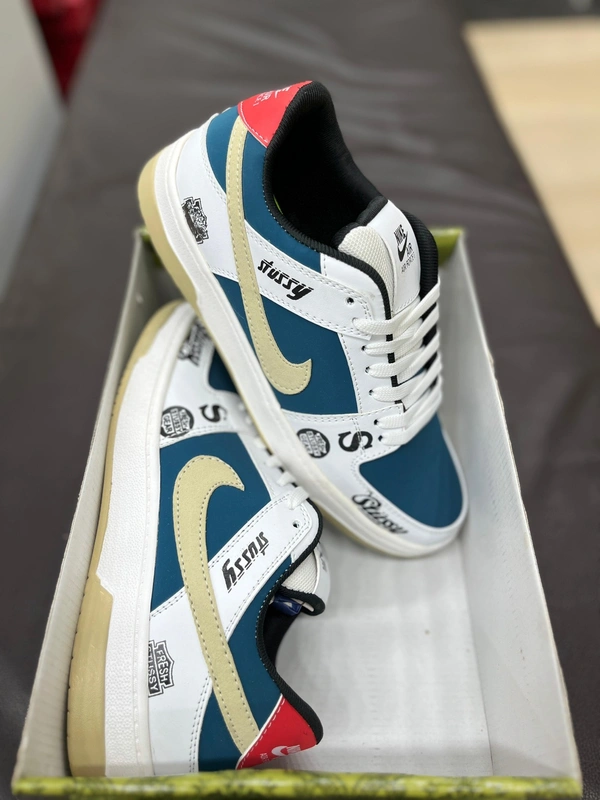 Nike Shoe - Blue, 6