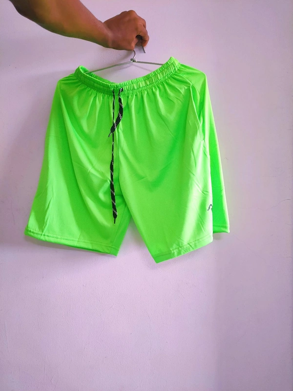 Green Unisex T'shirt & Shorts - XL, Green