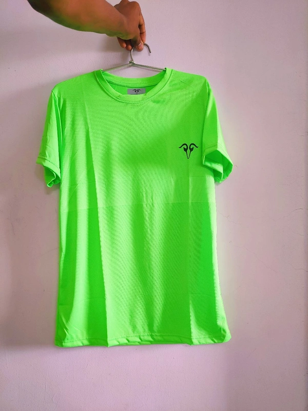 Green Unisex T'shirt & Shorts - M, Green