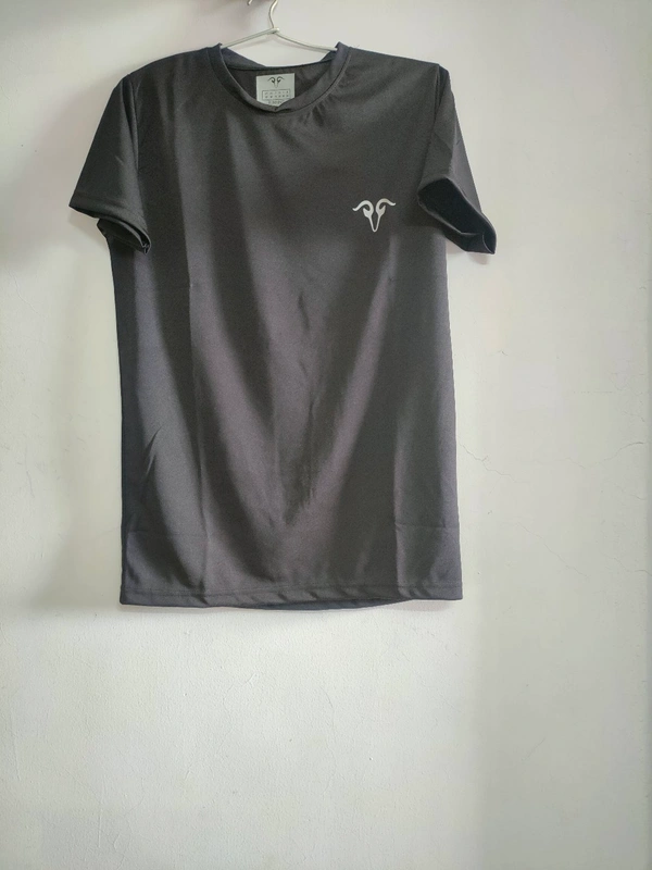 Black Unisex T'shirt & Shorts - L, Black