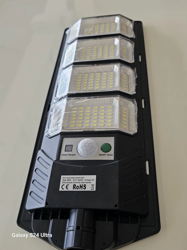 4 Window Solar outdoor light - 