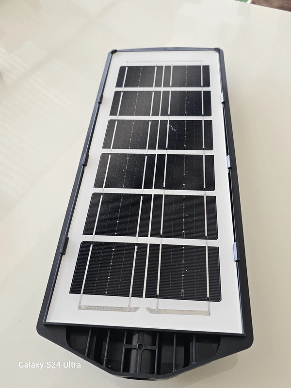 4 Window Solar outdoor light - 